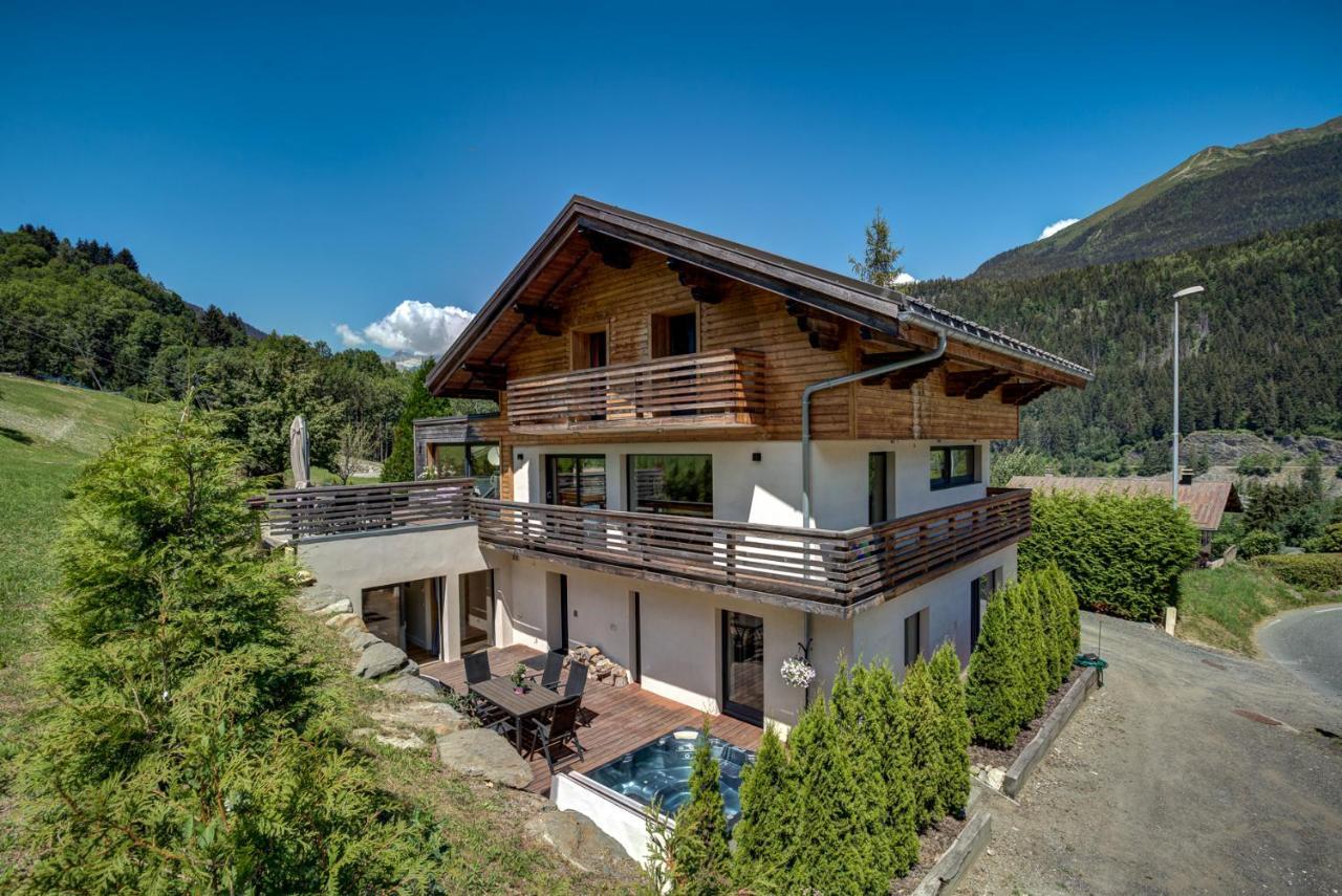 Chalet Rubicon เลอุชส์ ภายนอก รูปภาพ