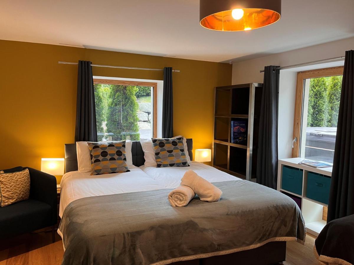 Chalet Rubicon เลอุชส์ ภายนอก รูปภาพ