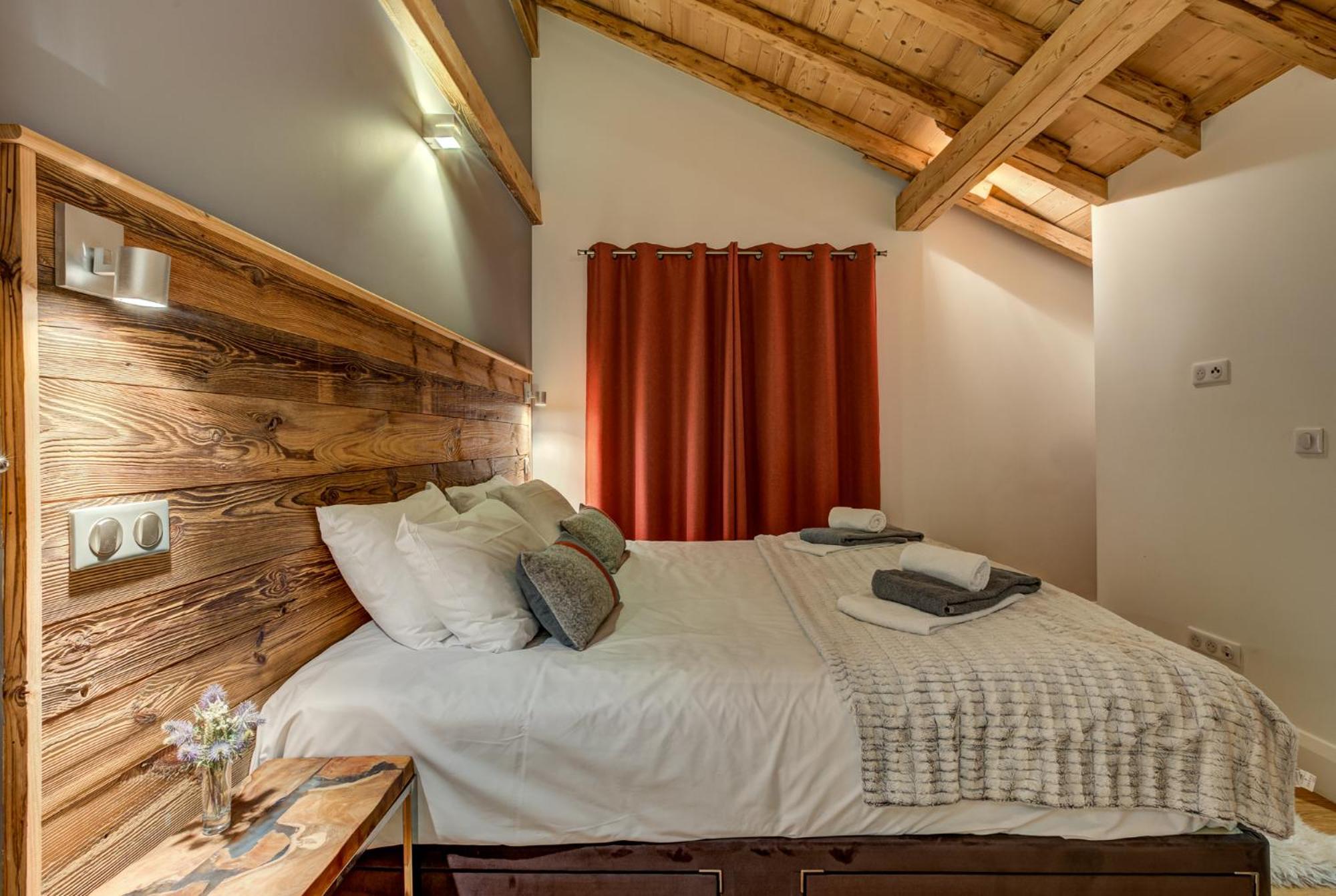 Chalet Rubicon เลอุชส์ ภายนอก รูปภาพ