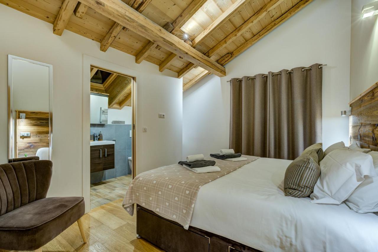 Chalet Rubicon เลอุชส์ ภายนอก รูปภาพ