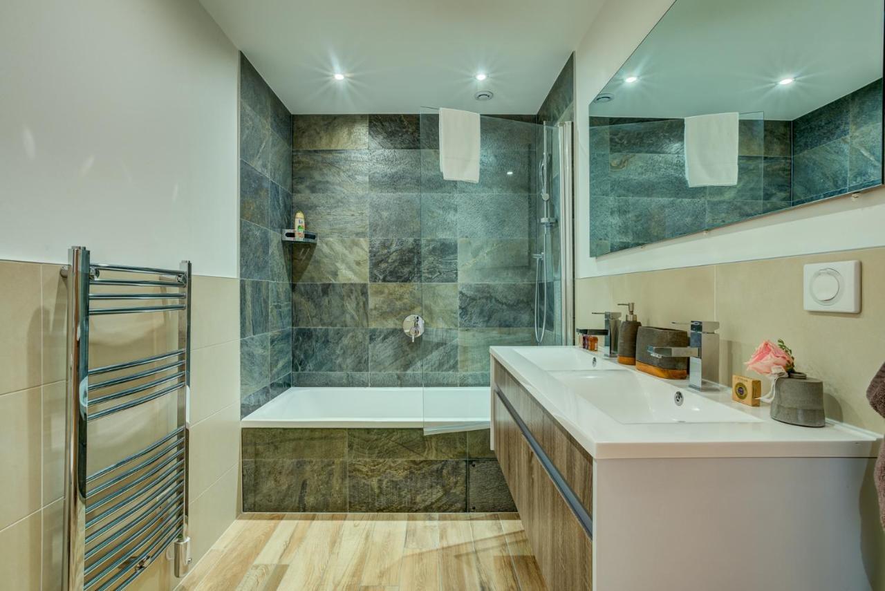 Chalet Rubicon เลอุชส์ ภายนอก รูปภาพ